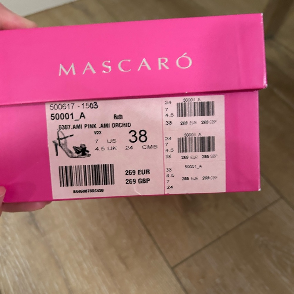 Adorable Mascaro heels metallic 7 1/2 - Picture 12 of 13